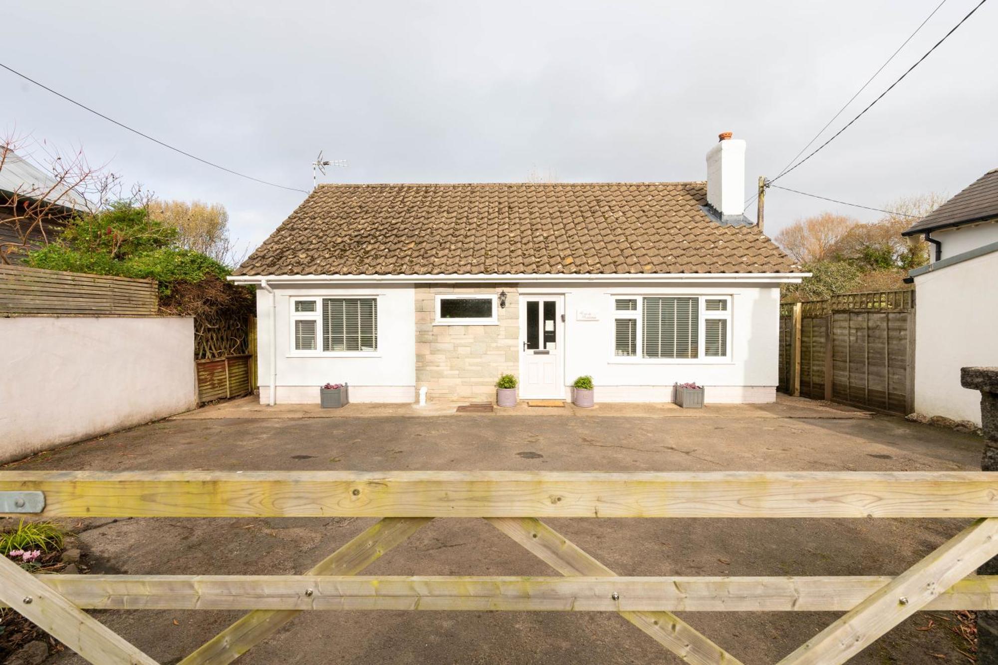Just Stay Wales - Marshmallow Cottage, Oxwich Swansea Dış mekan fotoğraf